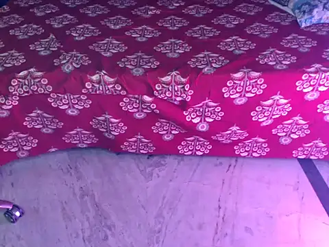 its-sarika01 online show from March 2026 05:52:01 AM