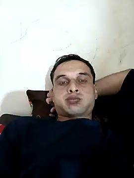 Snapshot of Beinghorny83 chatting on February 2026 09:31:02 AM Beinghorny83 online show from February 2026 09:31:02 AM