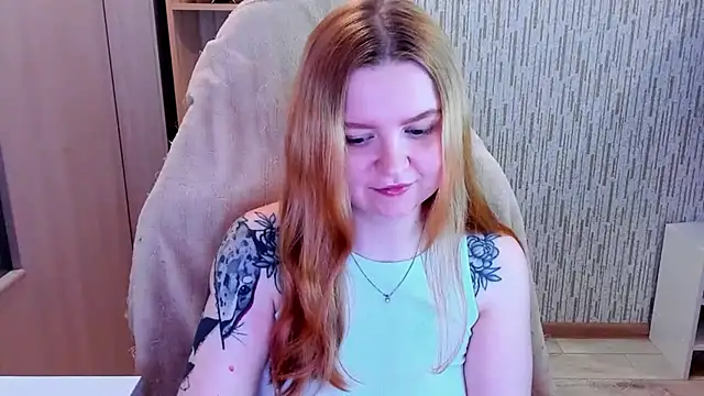 AnitaXVine online show from May 2026 07:32:02 PM