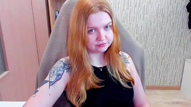 AnitaXVine online show from April 2026 06:16:01 PM