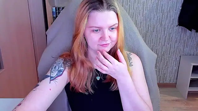 AnitaXVine online show from February 2026 05:47:02 PM