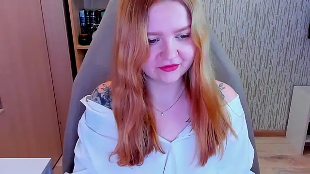 AnitaXVine online show from April 2026 06:10:01 PM