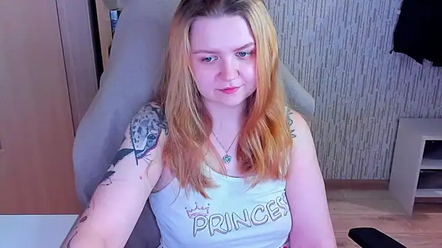 AnitaXVine online show from February 2026 05:57:01 PM