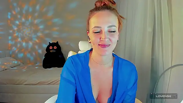 she wolf online show from April 2026 01:56:02 PM