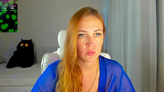 Snapshot of she_wolf chatting on June 2026 01:56:01 PM she wolf online show from June 2026 01:56:01 PM