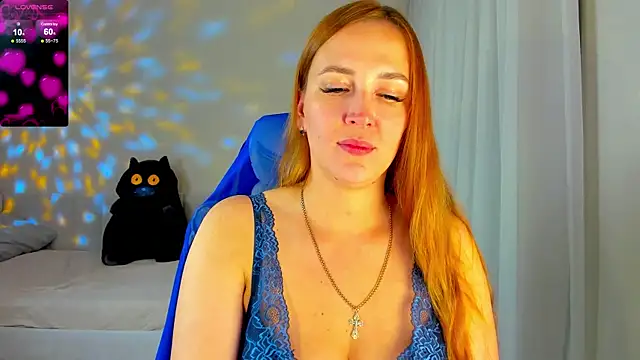Snapshot of she_wolf chatting on May 2026 06:09:01 PM she wolf online show from May 2026 06:09:01 PM