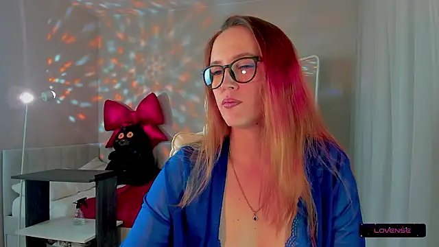 she wolf online show from February 2026 01:08:01 PM