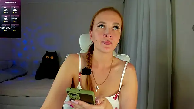 Snapshot of she_wolf chatting on June 2026 03:34:01 PM she wolf online show from June 2026 03:34:01 PM