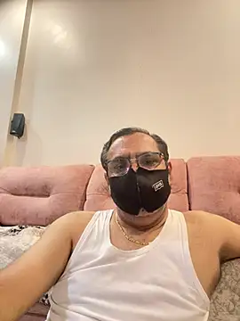Snapshot of maleattention chatting on April 2026 03:52:01 PM maleattention online show from April 2026 03:52:01 PM