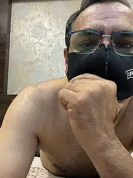 maleattention online show from April 2026 05:03:01 PM