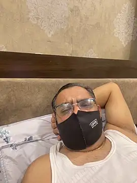 maleattention online show from March 2026 04:54:01 PM