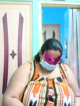 Snapshot of 02Roshni chatting on February 2026 03:06:01 AM 02Roshni online show from February 2026 03:06:01 AM