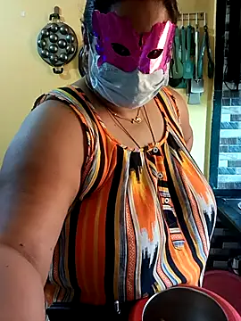 Snapshot of 02Roshni chatting on March 2026 05:08:02 AM 02Roshni online show from March 2026 05:08:02 AM