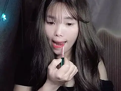 Girl-crazy1 online show from February 2026 02:06:02 PM