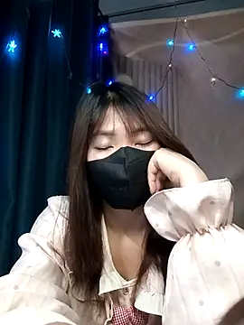 Girl-crazy1 online show from April 2026 05:30:02 PM