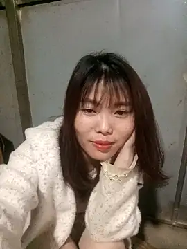 Girl-crazy1 online show from March 2026 12:41:01 PM