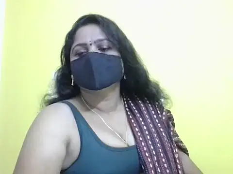 anu-reddyy online show from April 2026 11:01:02 AM
