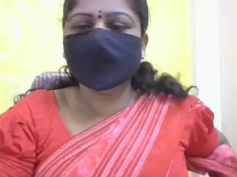 Snapshot of anu-reddyy chatting on July 2026 04:20:01 AM anu-reddyy online show from July 2026 04:20:01 AM