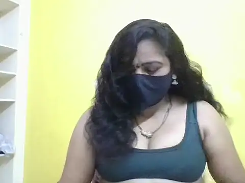 anu-reddyy online show from April 2026 05:10:01 AM