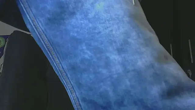 Snapshot of LovexJuxn8 chatting on February 2026 06:17:01 PM LovexJuxn8 online show from February 2026 06:17:01 PM