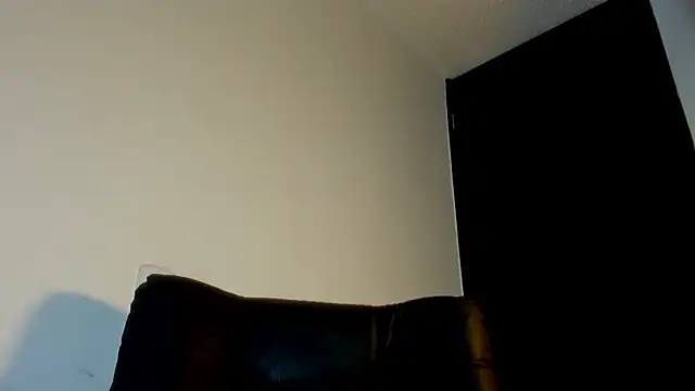 Snapshot of LovexJuxn8 chatting on February 2026 08:30:01 PM LovexJuxn8 online show from February 2026 08:30:01 PM