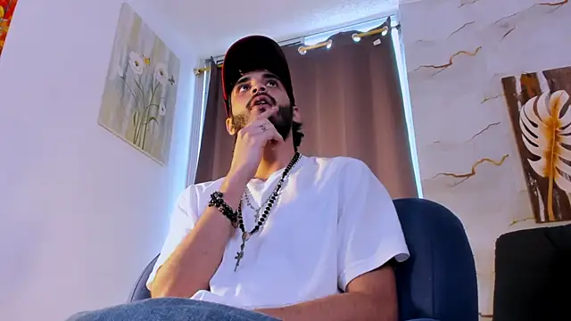 LovexJuxn8 online show from March 2026 08:52:02 PM