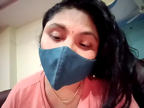 Mnra43 online show from February 2026 05:57:02 PM