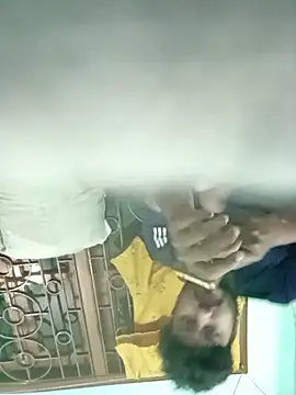 Snapshot of Desiyoungcouple15 chatting on February 2026 05:14:02 PM Desiyoungcouple15 online show from February 2026 05:14:02 PM