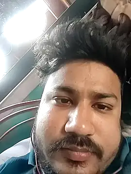 Snapshot of Desiyoungcouple15 chatting on February 2026 07:43:01 AM Desiyoungcouple15 online show from February 2026 07:43:01 AM