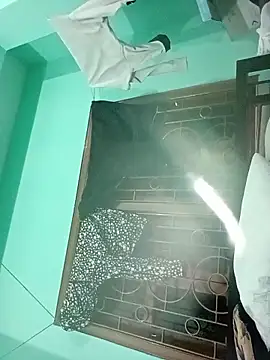 Snapshot of Desiyoungcouple15 chatting on February 2026 06:52:01 PM Desiyoungcouple15 online show from February 2026 06:52:01 PM