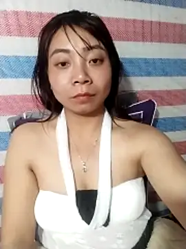 Snapshot of cute-shine chatting on February 2026 03:56:02 PM cute-shine online show from February 2026 03:56:02 PM