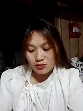 bany-lee online show from April 2026 01:40:01 PM