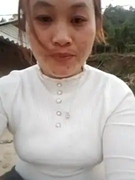 bany-lee online show from April 2026 11:36:01 AM