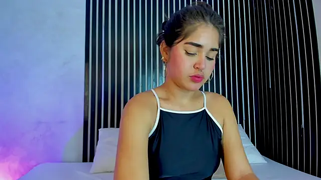 melodyphillips 2  online show from February 2026 05:29:01 AM