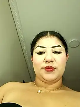 MadelynSmit  online show from February 2026 11:11:02 AM