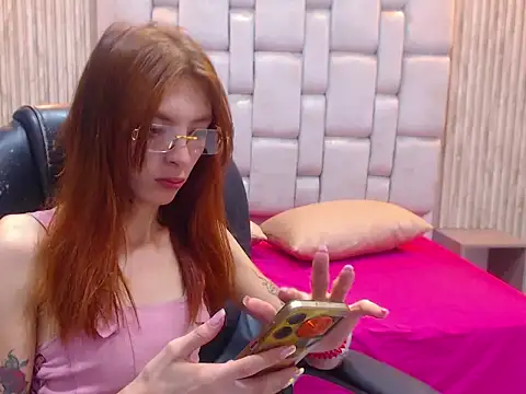 barby jones25 online show from April 2026 02:41:01 PM