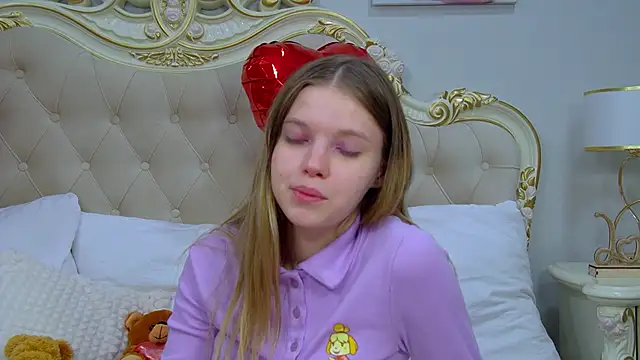 HallyBradley online show from March 2026 11:17:01 AM