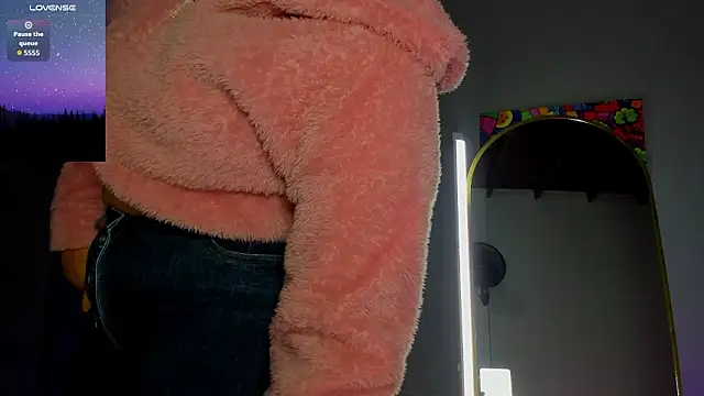 Snapshot of Zaphiro__Sky chatting on February 2026 08:33:02 AM Zaphiro Sky online show from February 2026 08:33:02 AM