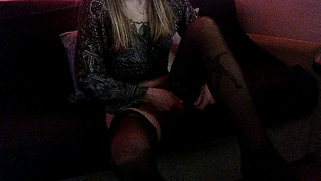 Sexwestworld online show from March 2026 04:57:02 PM