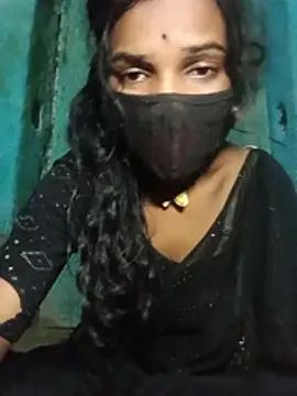 Snapshot of Desi_Couple_P chatting on July 2026 02:45:02 PM Desi Couple P online show from July 2026 02:45:02 PM