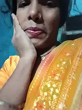 Snapshot of Desi_Couple_P chatting on July 2026 04:58:01 PM Desi Couple P online show from July 2026 04:58:01 PM