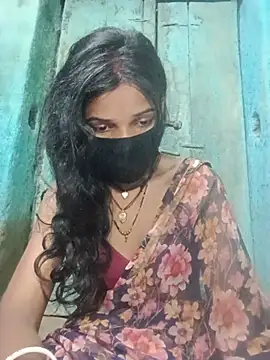 Snapshot of Desi_Couple_P chatting on June 2026 01:50:01 PM Desi Couple P online show from June 2026 01:50:01 PM