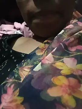 Desi Couple P online show from June 2026 01:11:01 PM