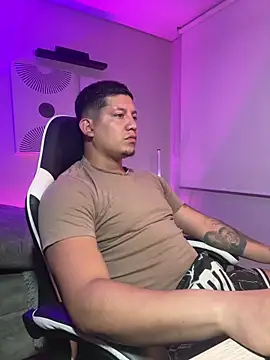  robertobaggioo online show from April 2026 05:54:01 AM