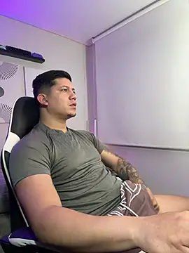  robertobaggioo online show from March 2026 12:54:01 PM