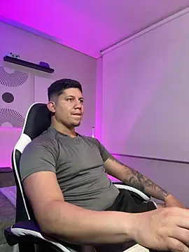  robertobaggioo online show from March 2026 06:42:01 AM