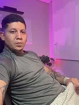  robertobaggioo online show from April 2026 05:31:01 AM