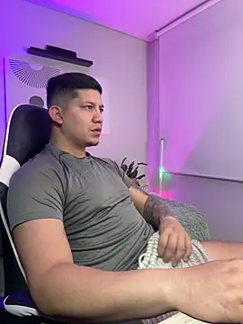  robertobaggioo online show from April 2026 12:45:01 PM