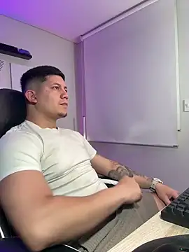  robertobaggioo online show from March 2026 05:47:01 AM