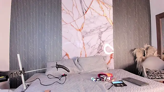 raven noctis  online show from February 2026 01:55:01 PM